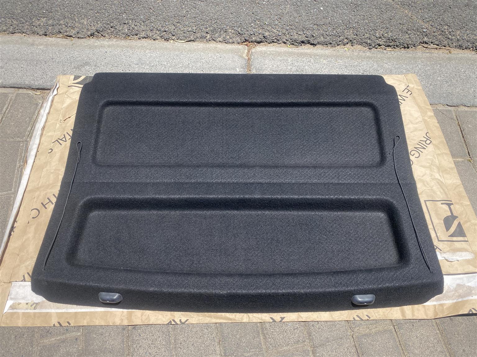 2024 RENAULT DUSTER PARCEL SHELF FOR SALE. IN PRISTINE CONDITION - Private Seller 2024 RENAULT DUSTER PARCEL SHELF FOR SALE. IN PRISTINE CONDITION - Private Seller