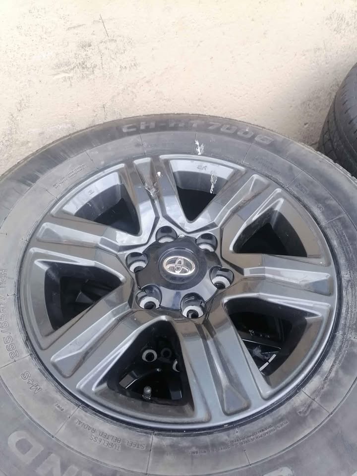 Toyota Hilux 17 (WITH USED TYRES) - Private Seller Toyota Hilux 17 (WITH USED TYRES) - Private Seller