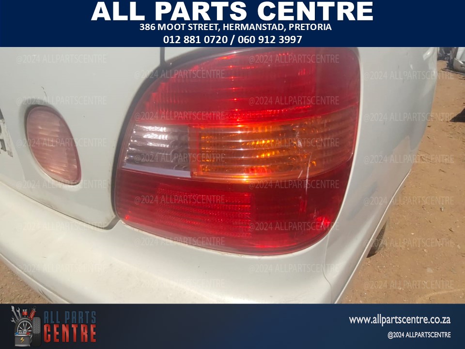 Lexus GS300 right side tail light for sale Lexus GS300 right side tail light for sale