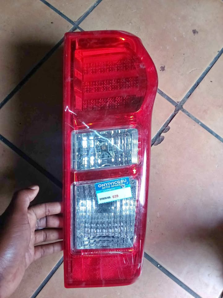 ISUZU KB250 TAILLIGHT RIGHT SIDE 2023-2025 - Private Seller ISUZU KB250 TAILLIGHT RIGHT SIDE 2023-2025 - Private Seller