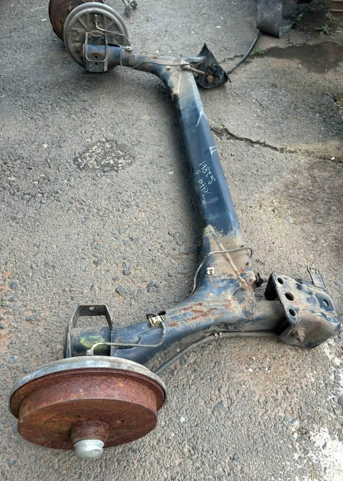 Volkswagen Jetta 3 Rear Axle Available - Private Seller