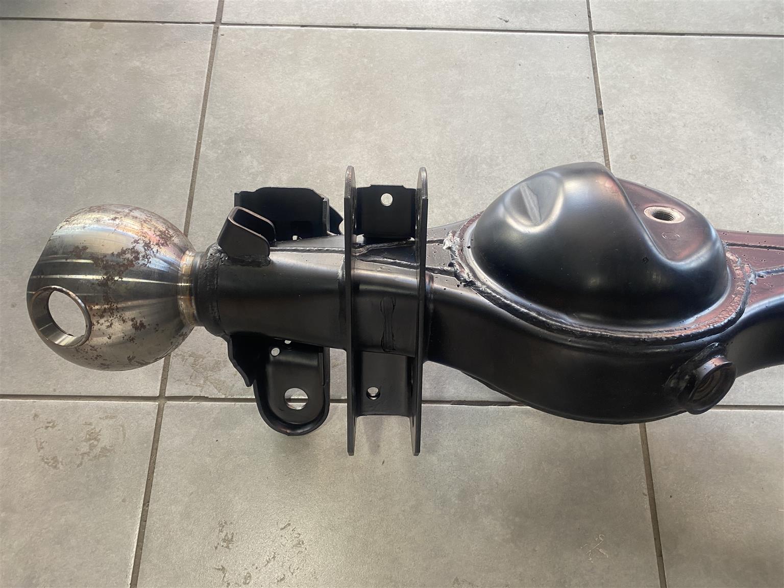 2011 TOYOTA LAND CRUISER PRADO FRONT AXLE HOUSING FOR SALE. BRAND NEW - Private Seller 2011 TOYOTA LAND CRUISER PRADO FRONT AXLE HOUSING FOR SALE. BRAND NEW - Private Seller