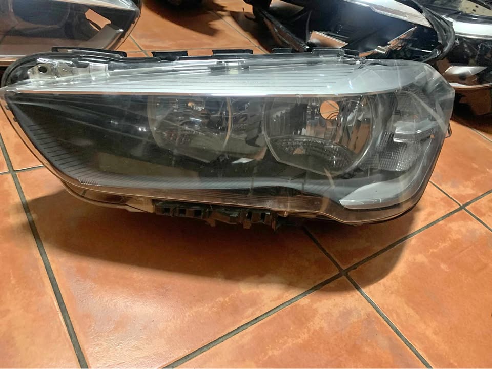 BMW X1 F48 normal headlight left side
