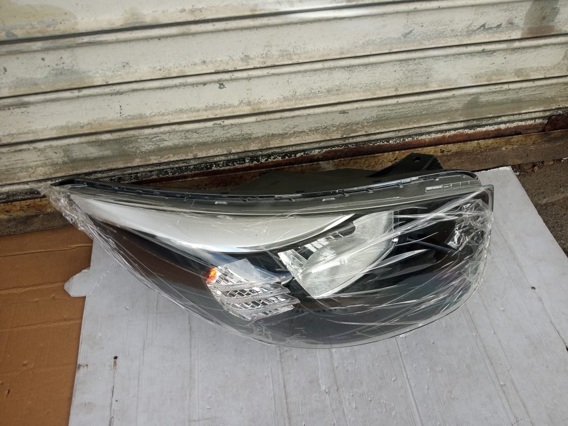 2018-2023 KIA PICANTO RIGHT SIDE NORMAL HEADLIGHT FOR SALE - Private Seller 2018-2023 KIA PICANTO RIGHT SIDE NORMAL HEADLIGHT FOR SALE - Private Seller