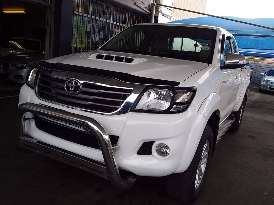 Used Toyota Hilux 3.0D-4D double cab 4x4 Raider Heritage Edition auto - Private Seller