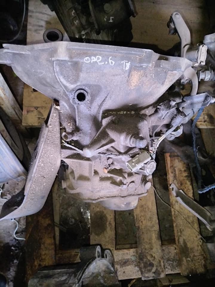 Opel corsa lite gearbox Call me - Private Seller