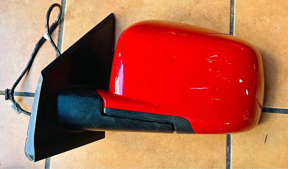 Dodge Journey side mirror - Private Seller Dodge Journey side mirror - Private Seller