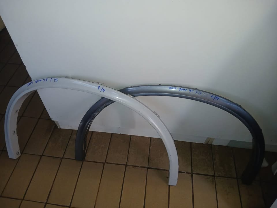 2017 BMW X5 F15 LEFT AND RIGHT WHEEL ARCHES FOR SALE - Private Seller 2017 BMW X5 F15 LEFT AND RIGHT WHEEL ARCHES FOR SALE - Private Seller
