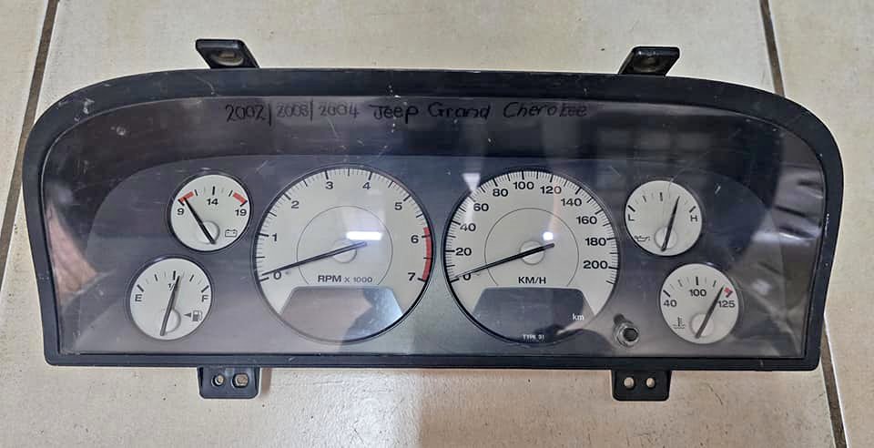 2002-2004 Jeep Grand Cherokee Cluster - Private Seller 2002-2004 Jeep Grand Cherokee Cluster - Private Seller