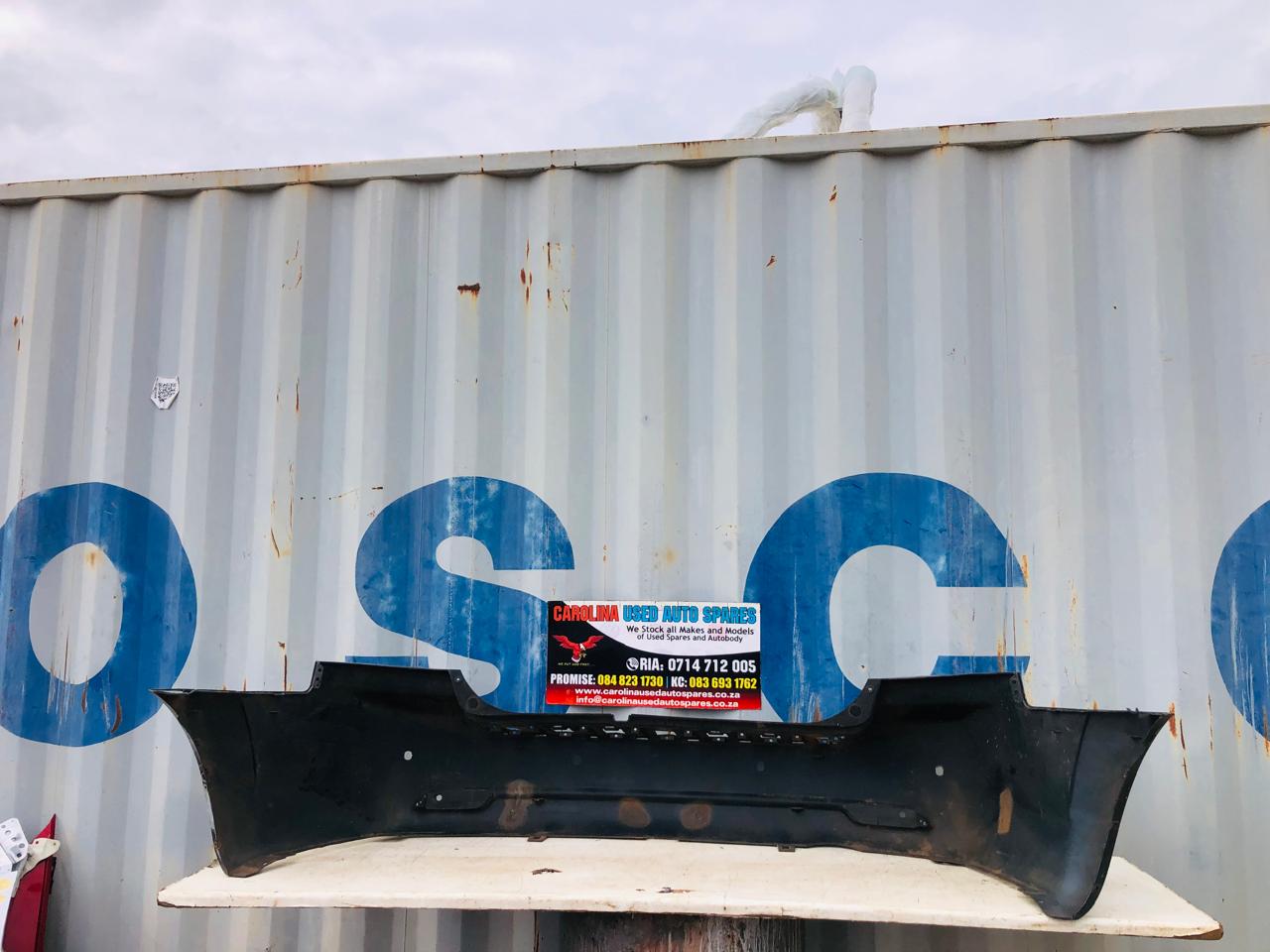 Kia Sorento rear/back bumper with pdc holes (2007-2009) - Private Seller