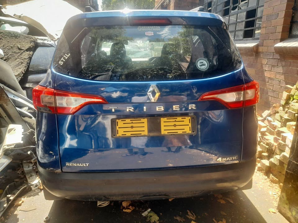 RENAULT TRIBER STRIPPING FOR SPARES - Private Seller RENAULT TRIBER STRIPPING FOR SPARES - Private Seller