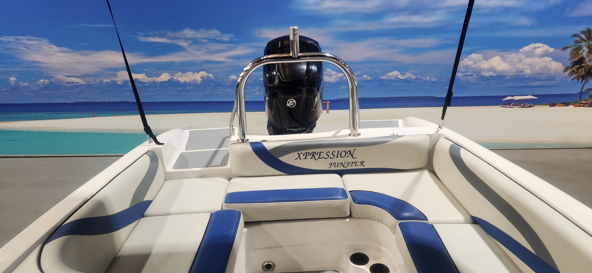 XPRESSION FUNSTER 17 FT ON TRAILER 100 HP MERCURY 4 STROKE