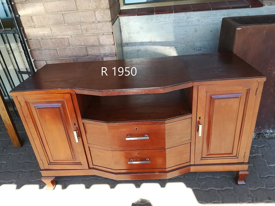 Vintage Wooden Tv Cabinet Stand