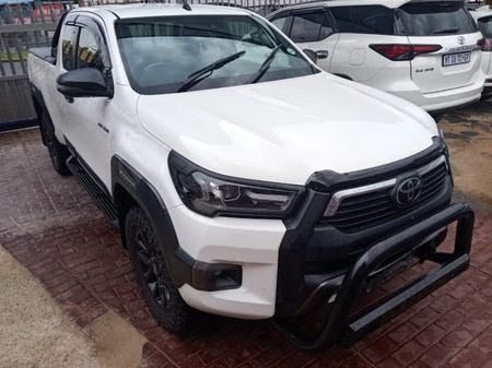 Used 2023 Toyota Hilux 2.8GD-6 Xtra cab 4x4 Legend - Private Seller Used 2023 Toyota Hilux 2.8GD-6 Xtra cab 4x4 Legend - Private Seller