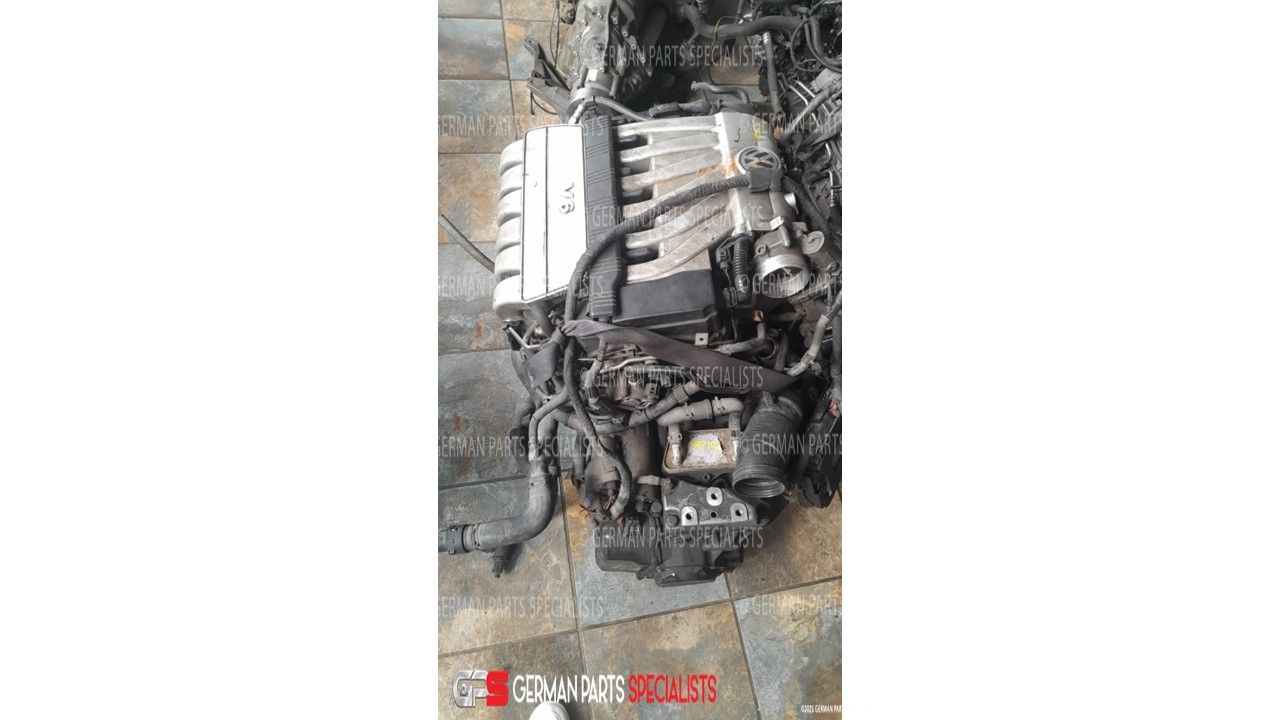 AXZ Golf 5 r32   engine & gearbox  FOR SALE - Private Seller