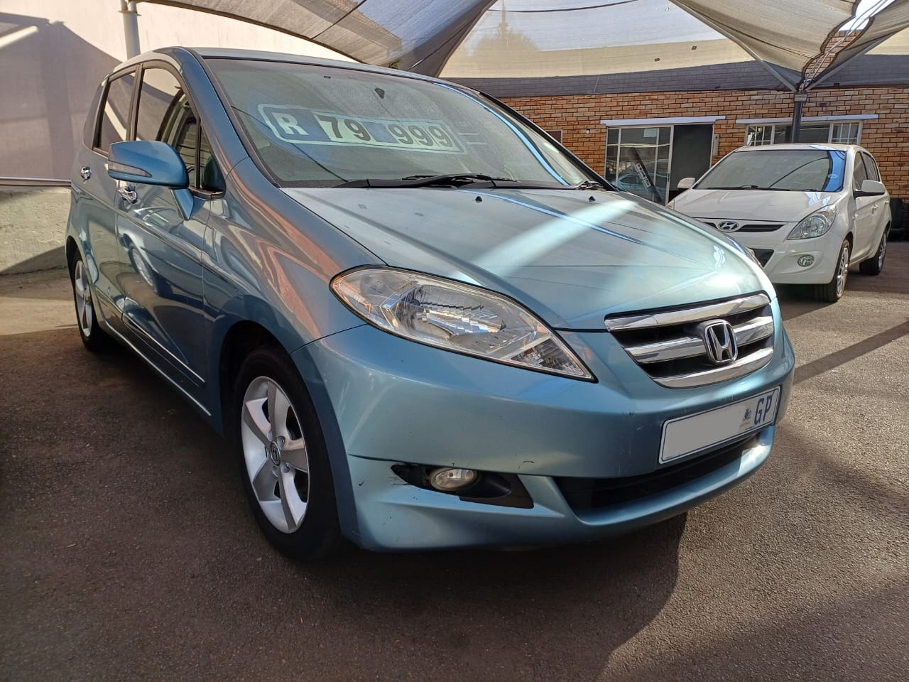Honda FRv
