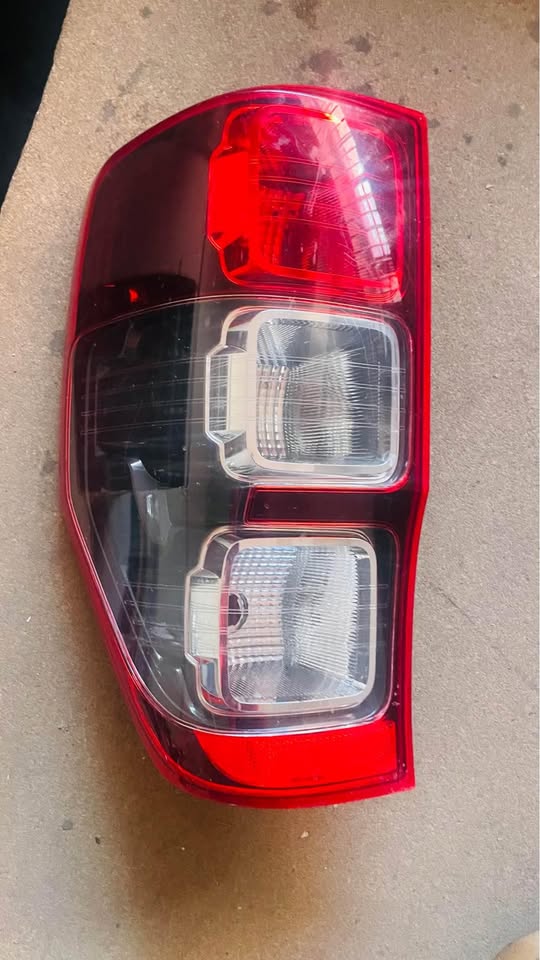 Ford Ranger Wildtrack taillight T7 - Private Seller Ford Ranger Wildtrack taillight T7 - Private Seller
