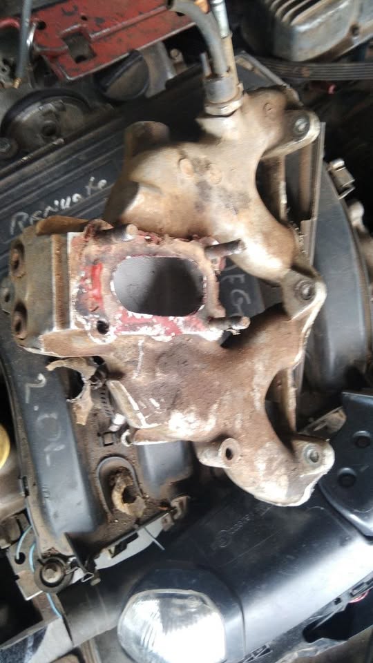 TOYOTA COROLLA COMPLETE INTAKE FOR SALE - Private Seller TOYOTA COROLLA COMPLETE INTAKE FOR SALE - Private Seller