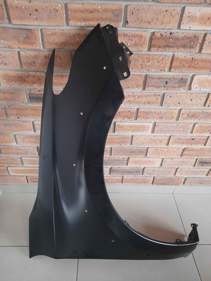 MITSUBISHI TRITON 4X4 2017 ON BRAND NEW FENDERS FORSALE