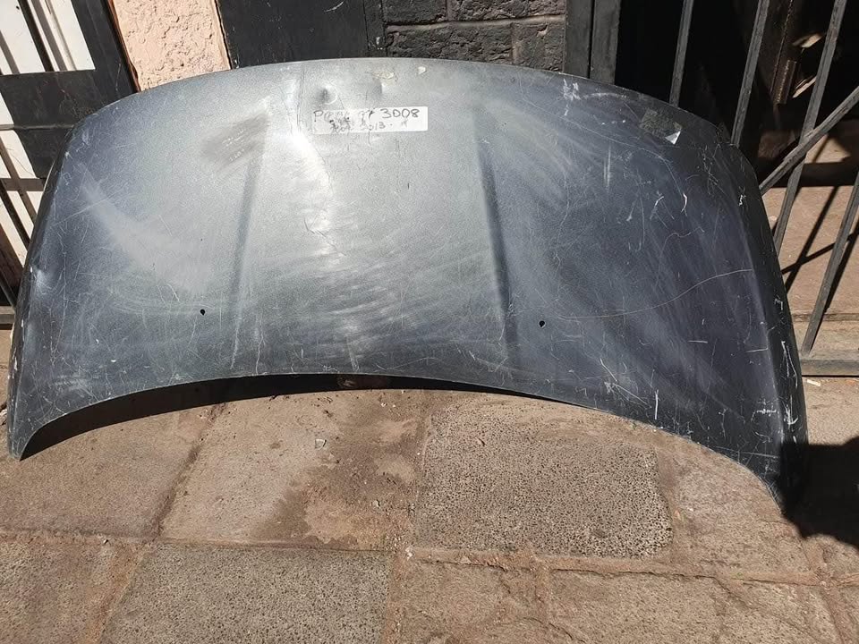 Peugeot 3008 bonnet - Private Seller Peugeot 3008 bonnet - Private Seller