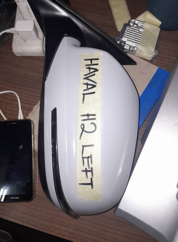 Haval H2 Left side mirror - Private Seller