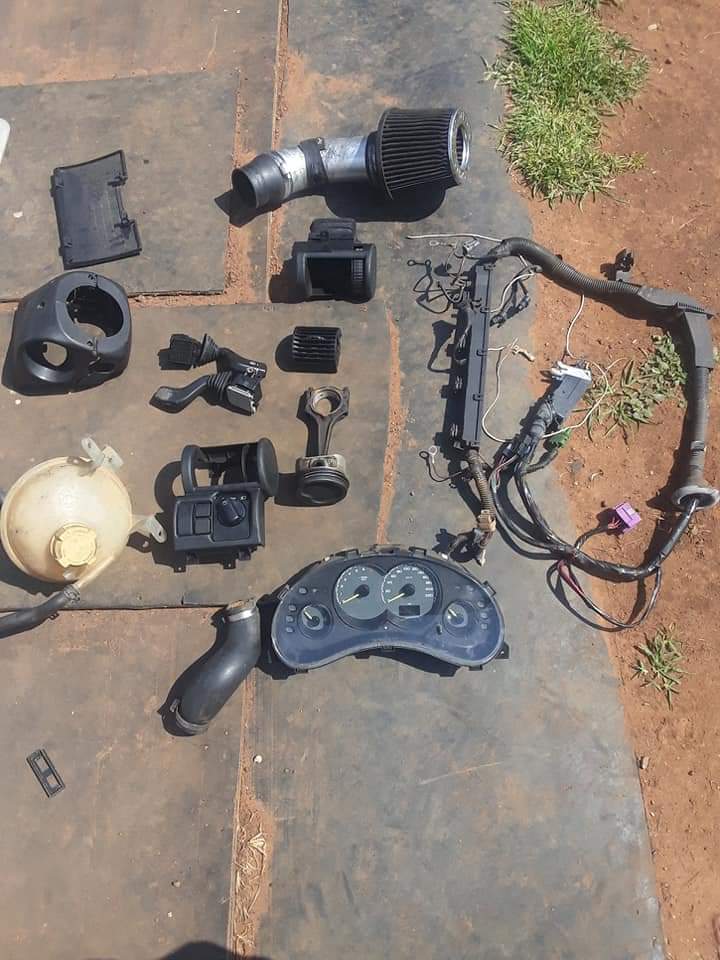 Opel corsa b spares for SALE