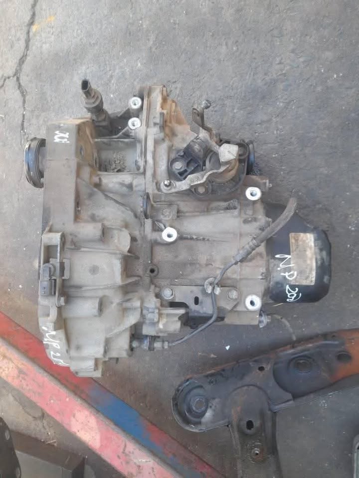 Nissan NP200 GEARBOX - Private Seller Nissan NP200 GEARBOX - Private Seller