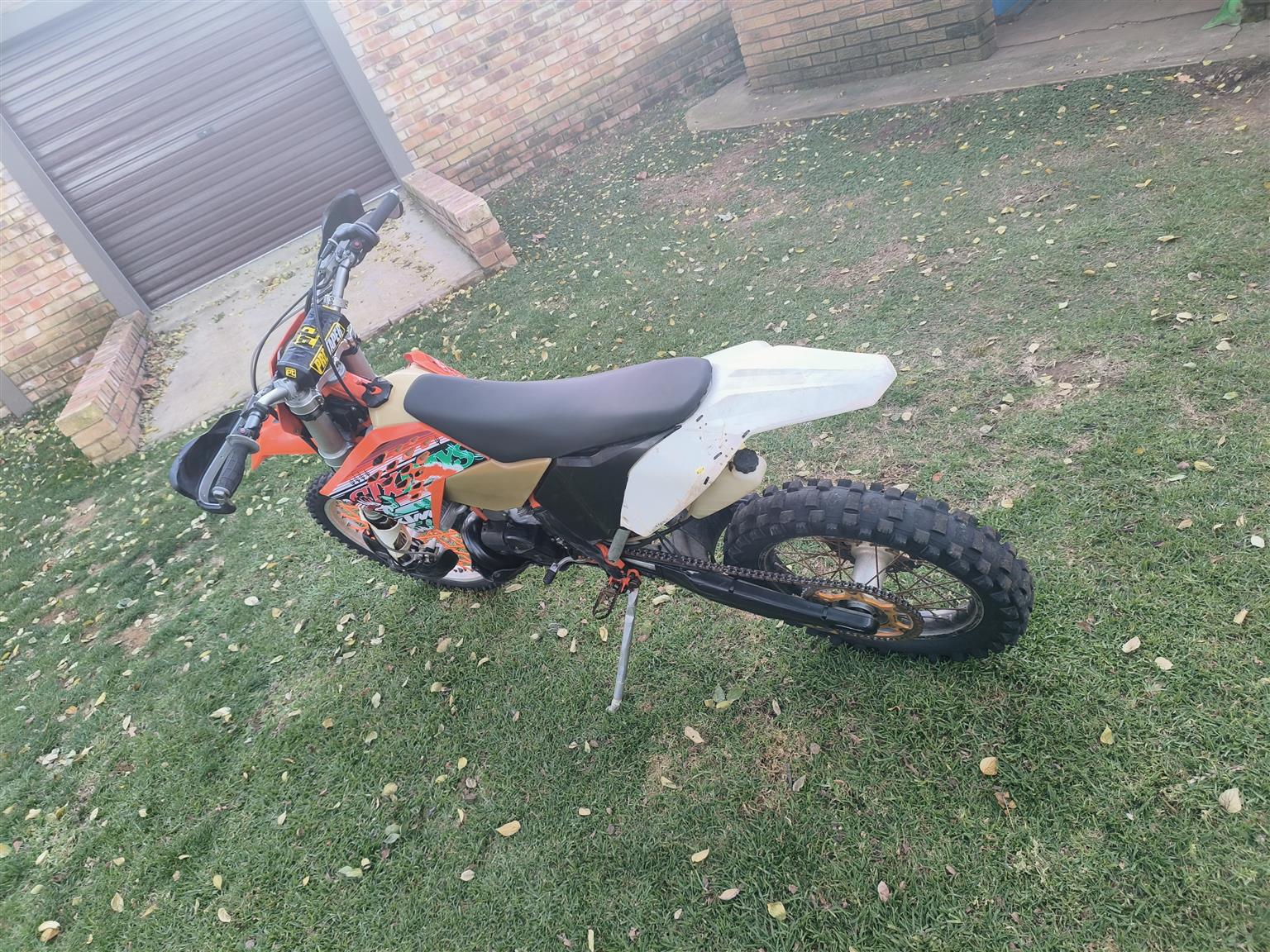 Used 2011 KTM 300 EXC Six Days - Private Seller Used 2011 KTM 300 EXC Six Days - Private Seller