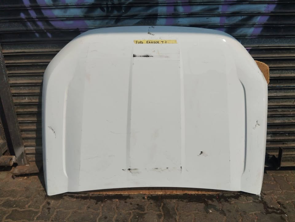 Ford Ranger T7 Bonnet - Private Seller Ford Ranger T7 Bonnet - Private Seller