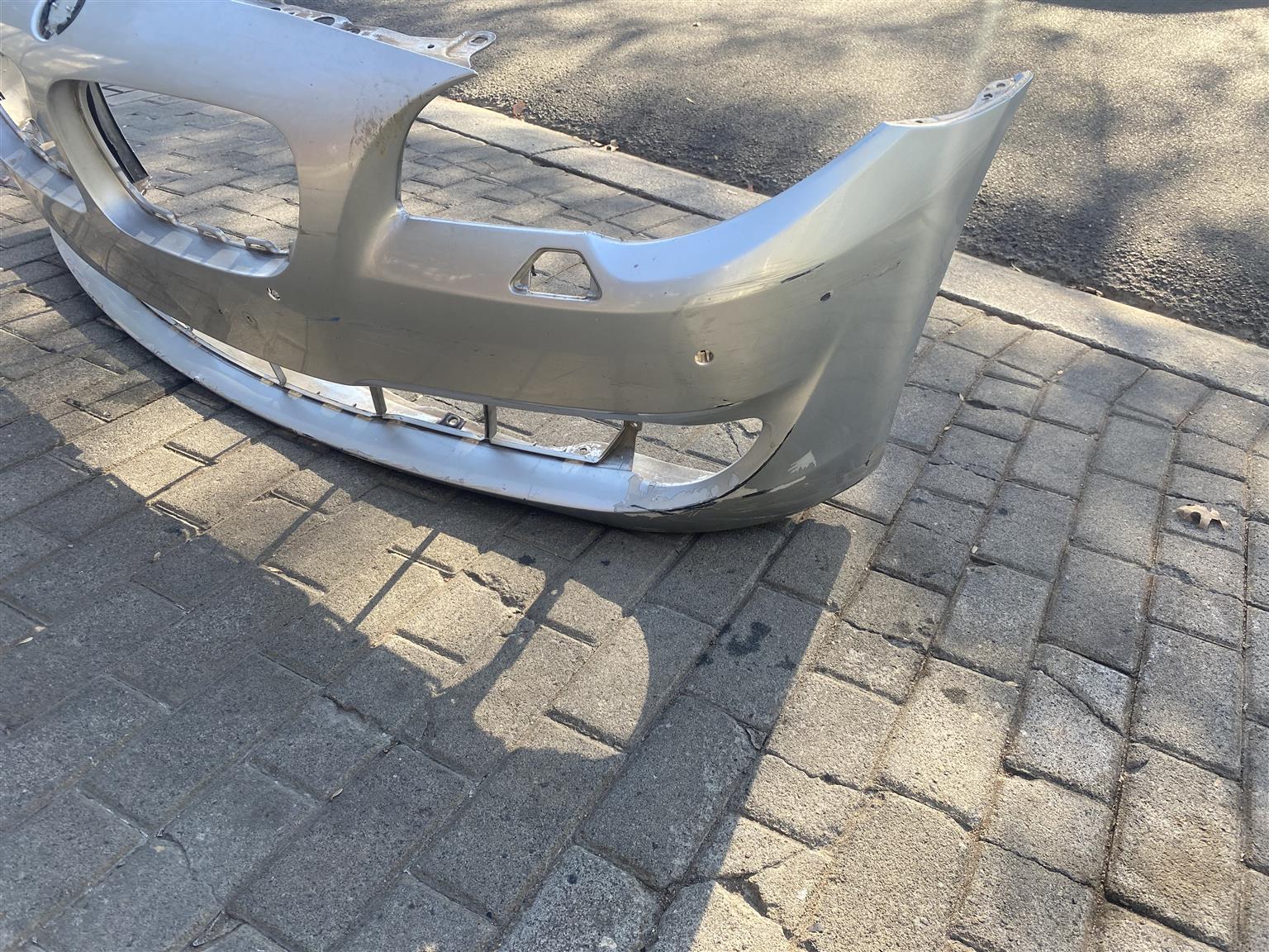 2016 BMW 5 SERIES F10 FRONT BUMPER FOR SALE. IN PRISTINE CONDITION