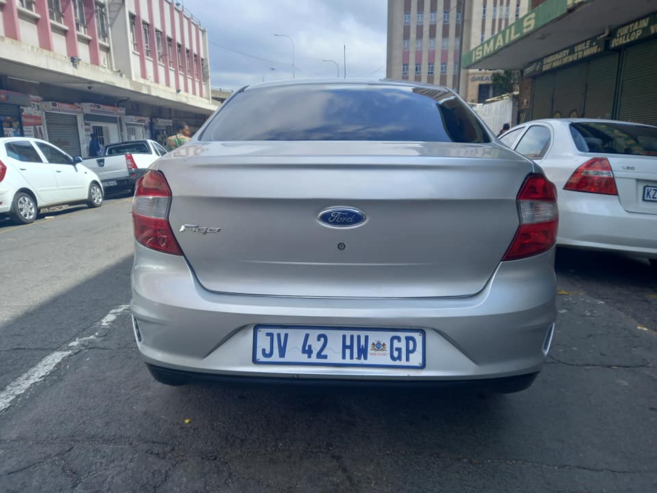 2019 FORD FIGO SEDAN 1.2 PETROL, MANUAL TRANSMISSION, MILEAGE, SILVER COLOR, PRICE
