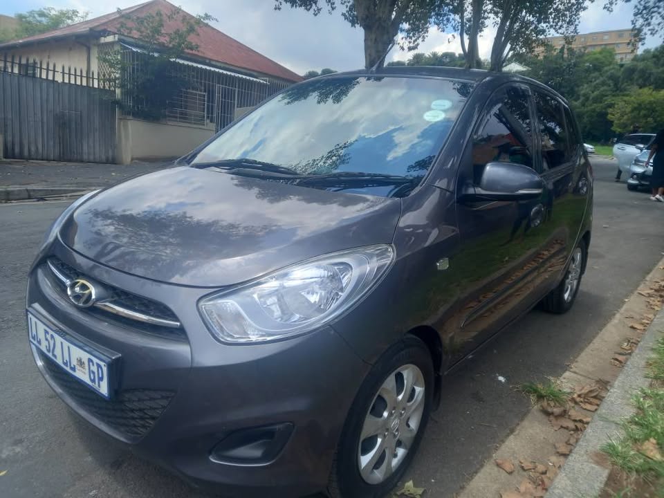 2014 HYUNDAI i10 1.1 Petrol, MANUAL , Grey, . Full service history