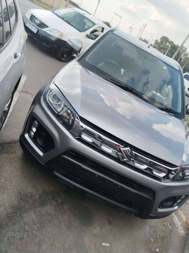 Suzuki grand vitara 2023