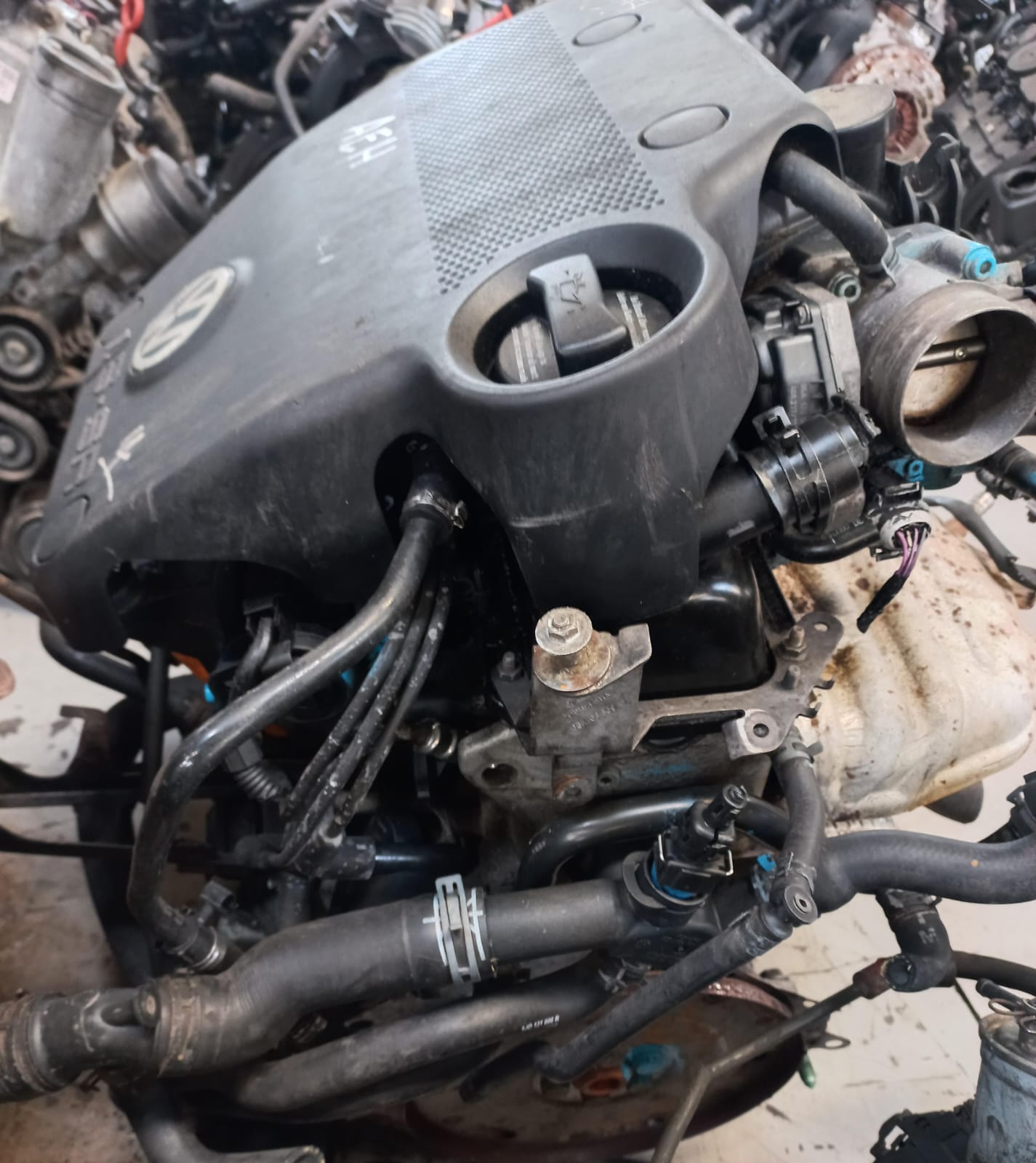 GOLF 4 1.6 4 CYL Petrol Engine (AEH) - Private Seller GOLF 4 1.6 4 CYL Petrol Engine (AEH) - Private Seller