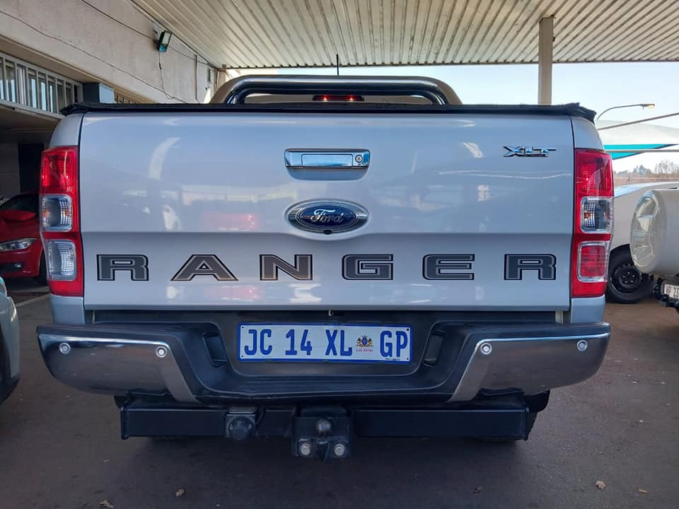 2017 FORD RANGER 3.2 DOUBLE CAB 85 000KM AUTOMATIC DIESEL SILVER COLOR