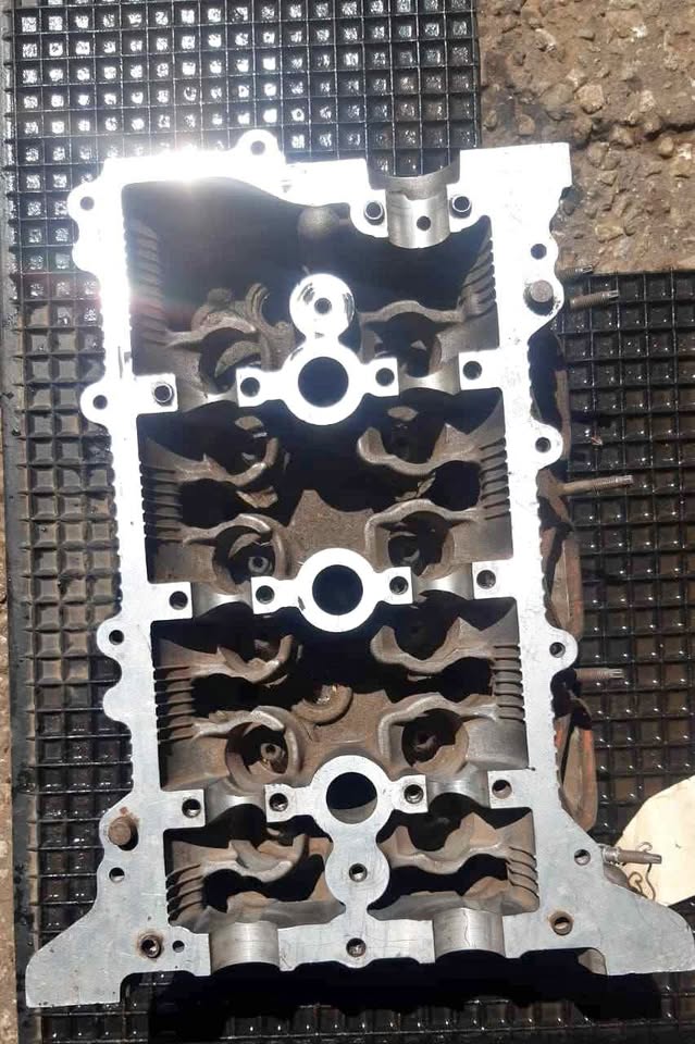 Renault Clio h4ba cylinder head - Private Seller Renault Clio h4ba cylinder head - Private Seller