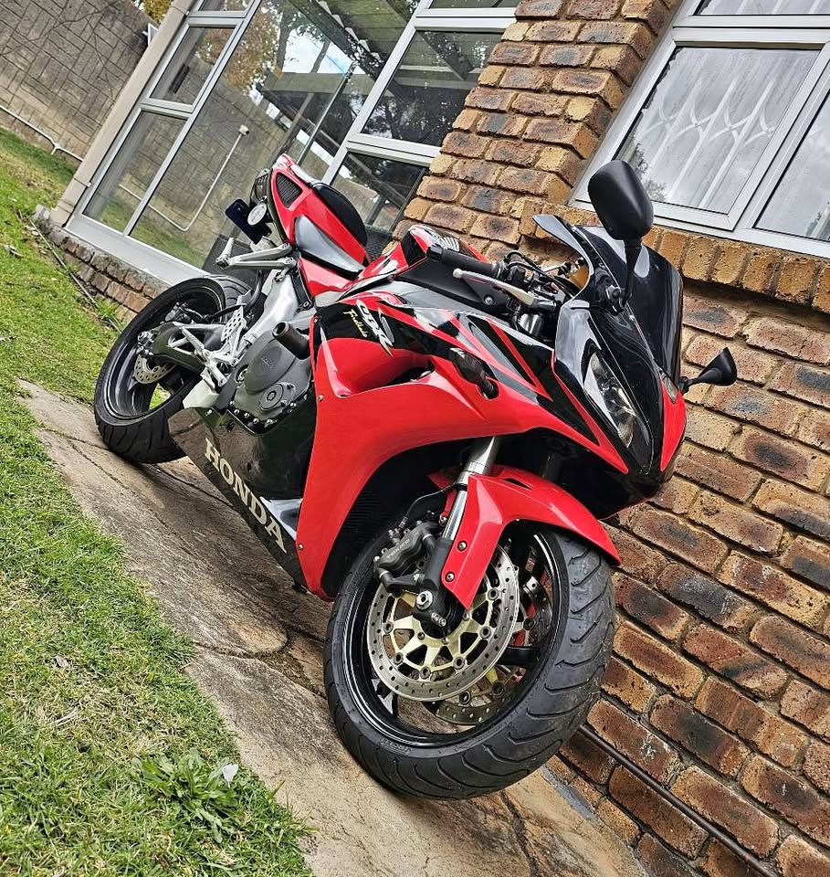 Used Honda CBR1000RR - Private Seller Used Honda CBR1000RR - Private Seller