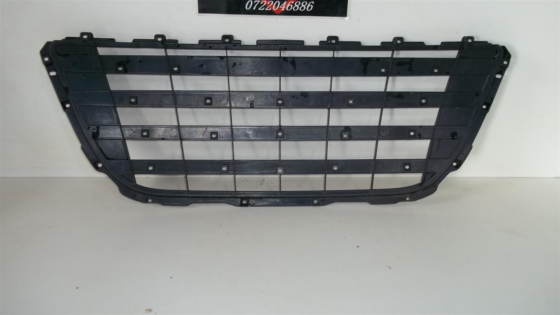 Haval H2/H6 grille - Private Seller Haval H2/H6 grille - Private Seller