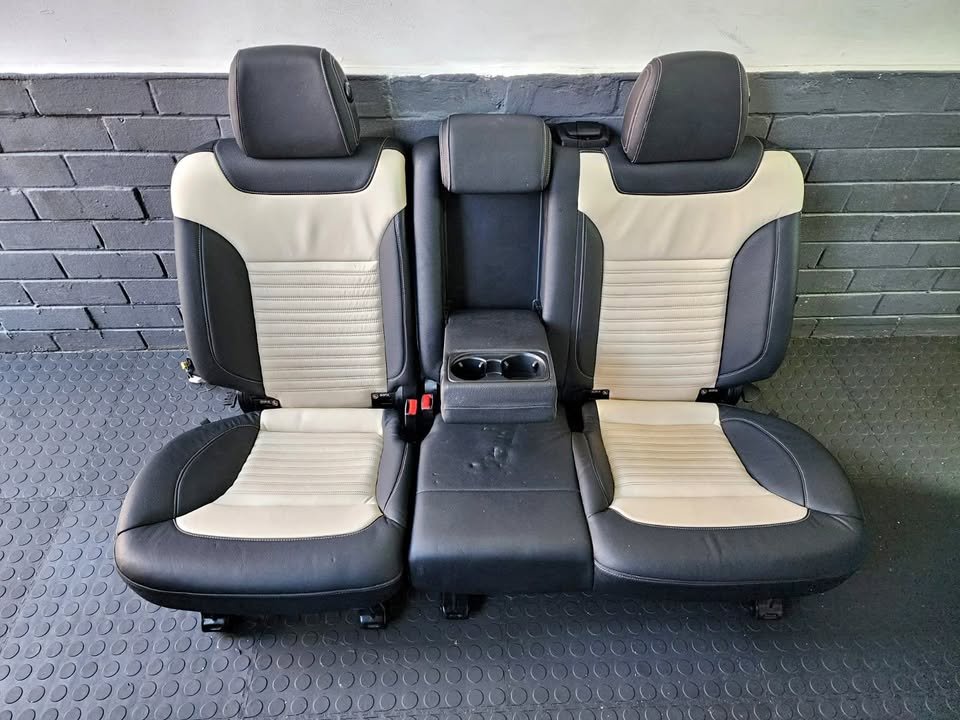 MERCEDES GLE SEATS – W166