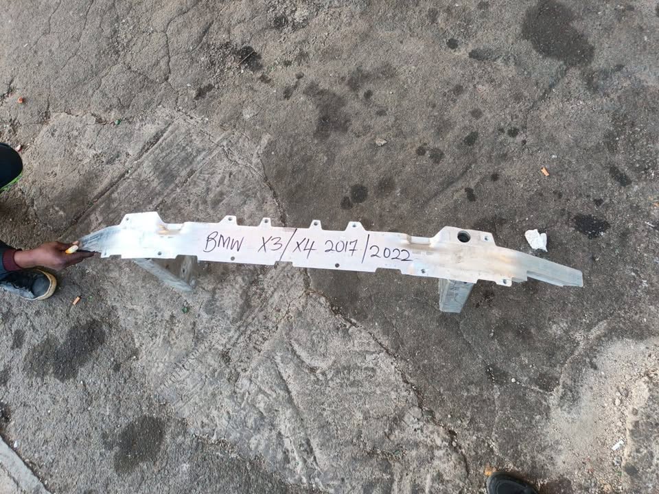 Bmw X3/ X STIFENER - Private Seller