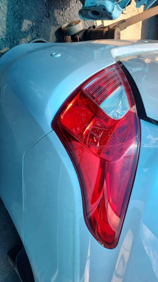 Nissan almera tail lights avaible - Private Seller Nissan almera tail lights avaible - Private Seller