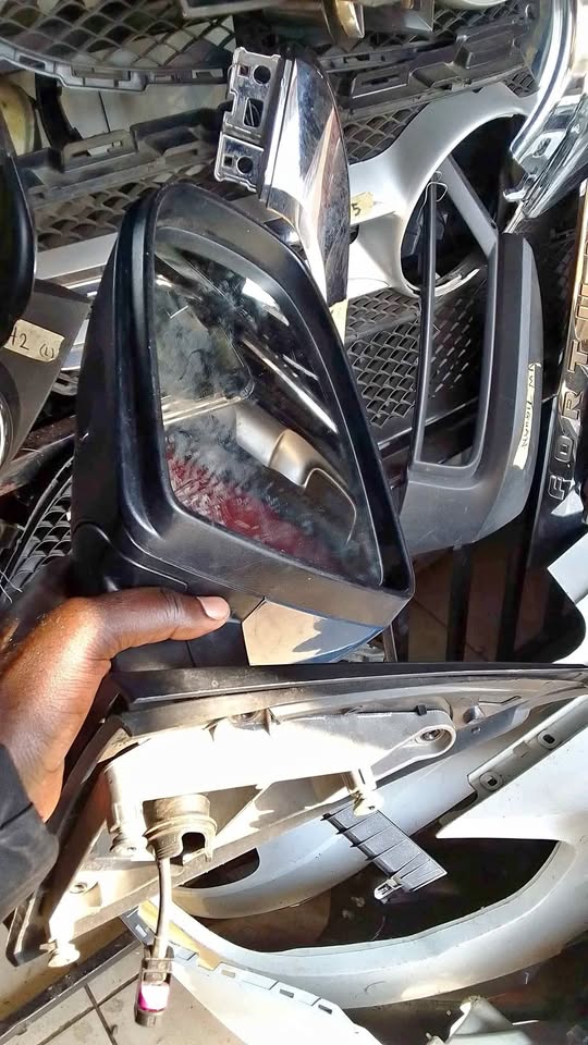 BMW X5 E70 side mirror - Private Seller BMW X5 E70 side mirror - Private Seller