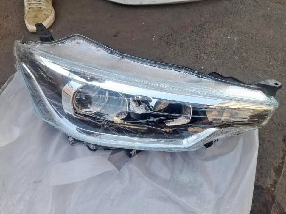 SUZUKI ETIGA HEADLIGHTS AVAILABLE
