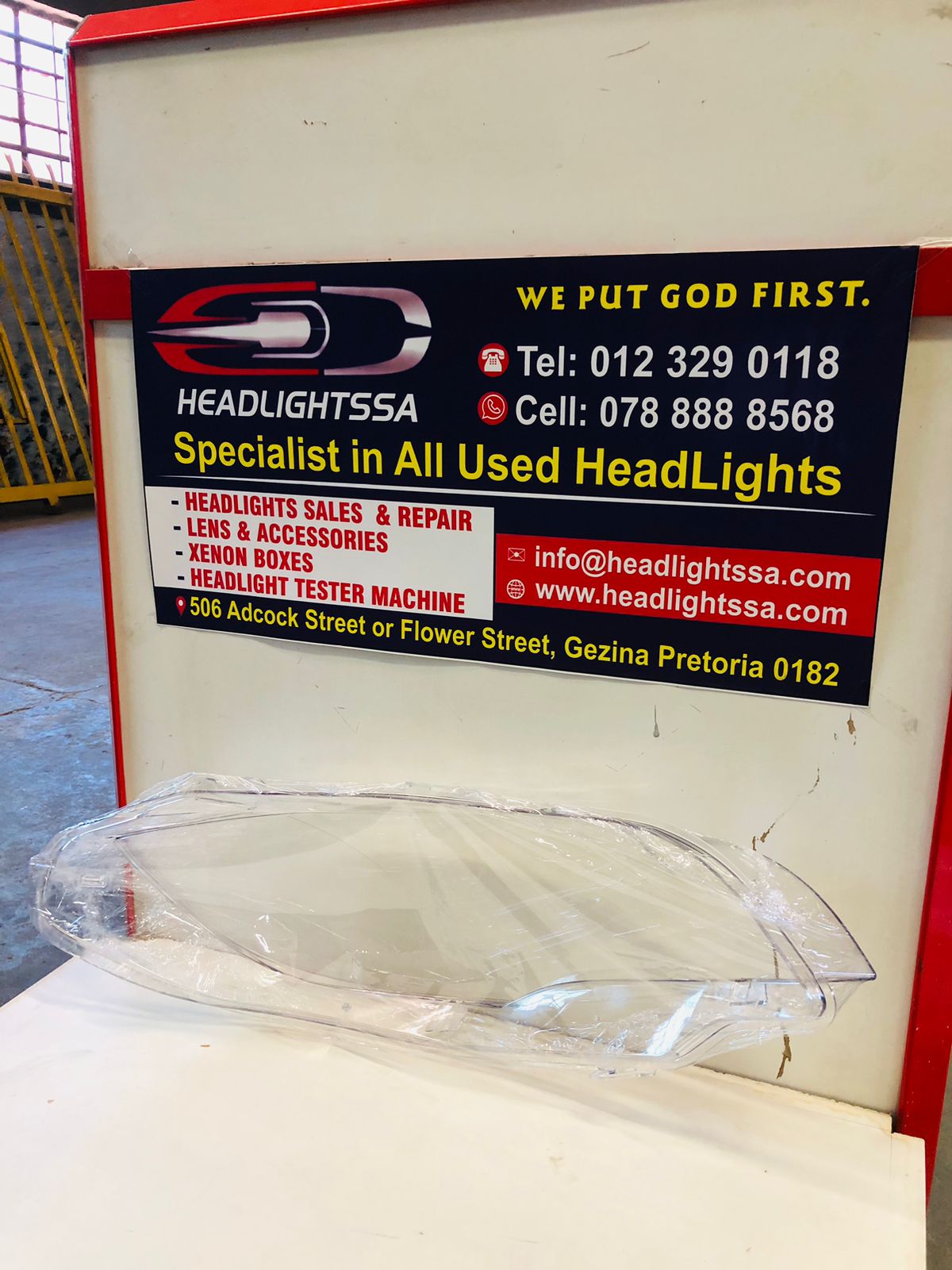 BMW X6 E71 left side headlight lens - Private Seller BMW X6 E71 left side headlight lens - Private Seller