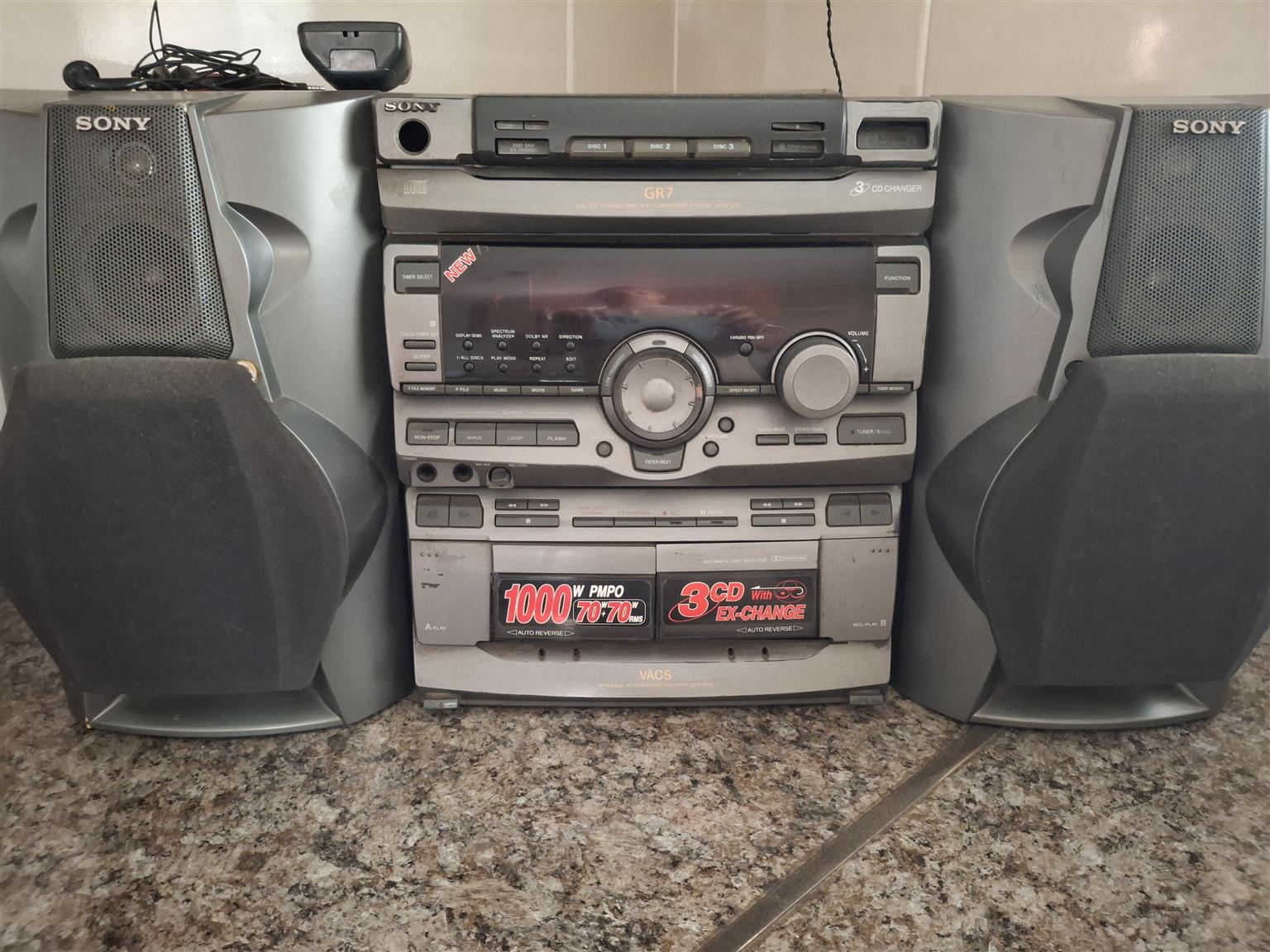 Sony mini hi fi Sony mini hi fi