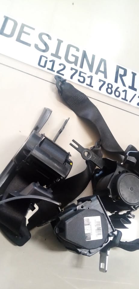 BMW F80 M3 REAR SEAST BELTS - Private Seller BMW F80 M3 REAR SEAST BELTS - Private Seller