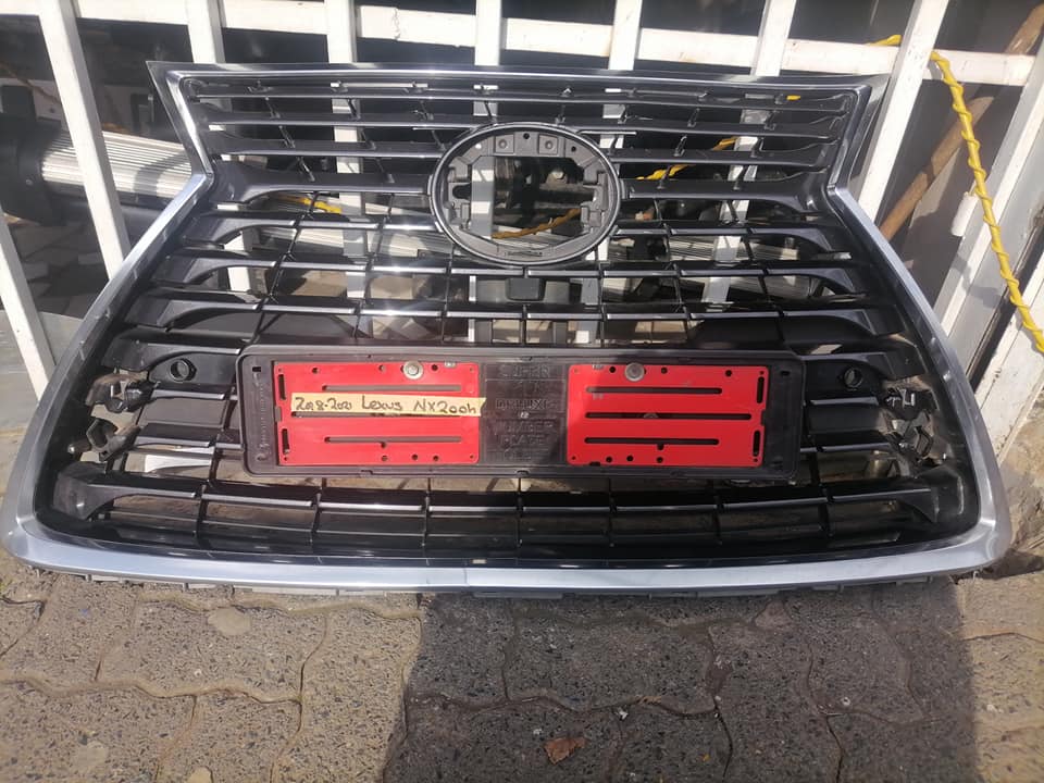 Lexus NX200H grille DM or contact number in the description for assistance. - Private Seller