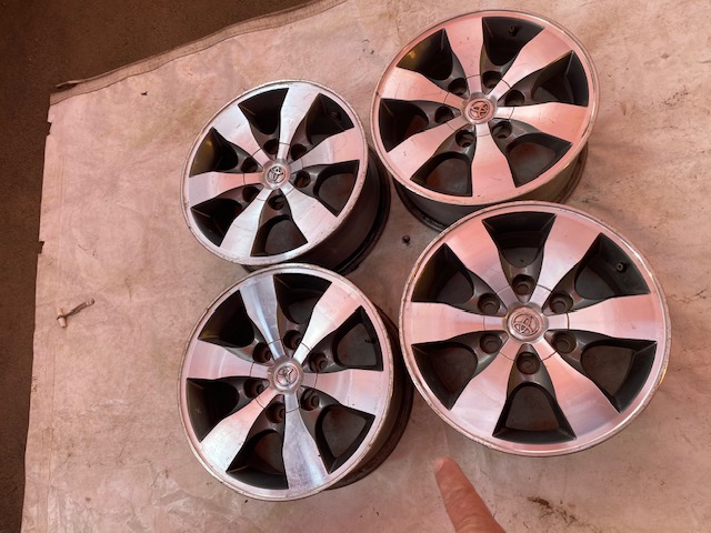 Toyota Hilux Mag Wheels 16" - Private Seller
