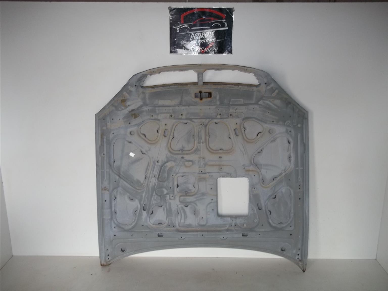 Hyundai Terracan Bonnet - Private Seller Hyundai Terracan Bonnet - Private Seller