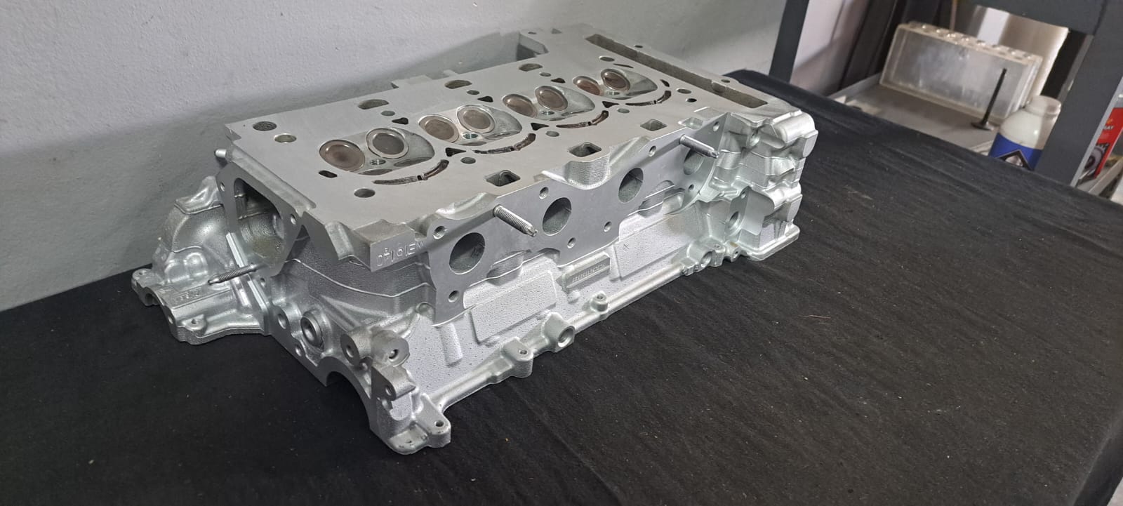 Peugeot 1.6i Cylinderhead reconditioning - Private Seller Peugeot 1.6i Cylinderhead reconditioning - Private Seller